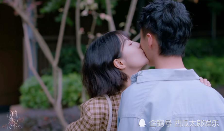 迷路的可爱男孩